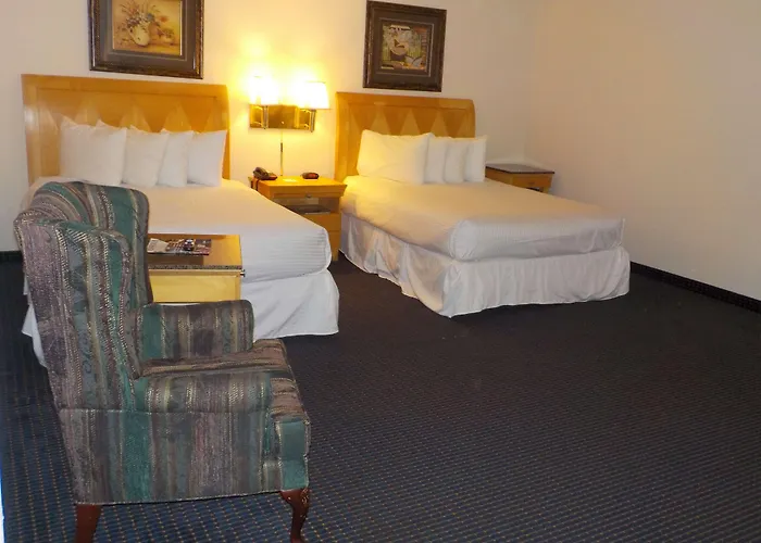 Best Western Plus Stevens County Inn